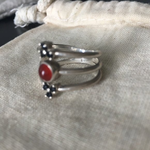 Pamela Love Sterling silver "polar ring" with carnelian inlay - Picture 4 of 5